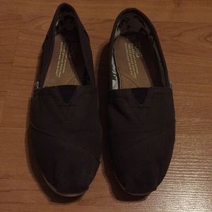 TOMS (brown) sz 7.5